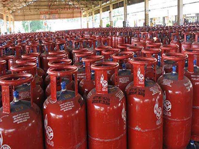 Black marketing of cylinders is happening openly